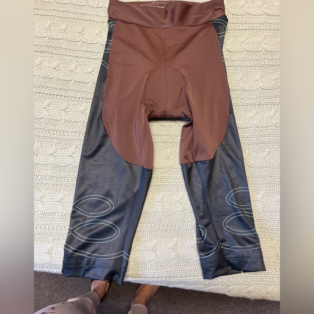 Dude Girl cycling pants, size medium bike sport outdoors